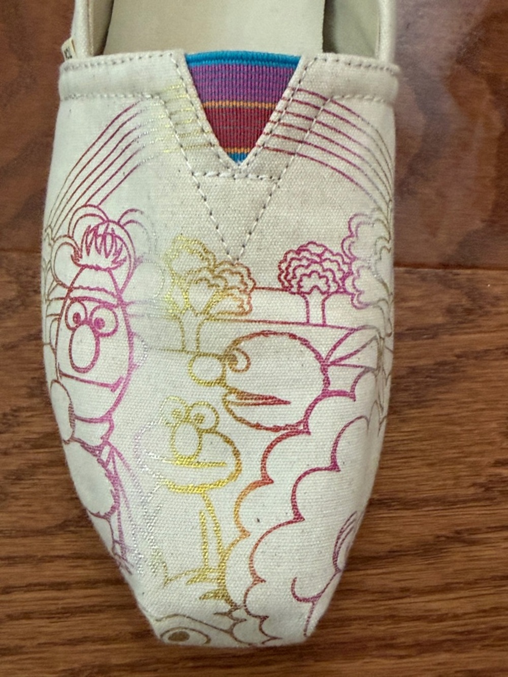 Sesame Street TOMS - 50th Anniversary Edition - Picture 10 of 10